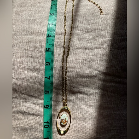 Cute Vintage Hand Painted Plant Pendant Necklace - Picture 8 of 9